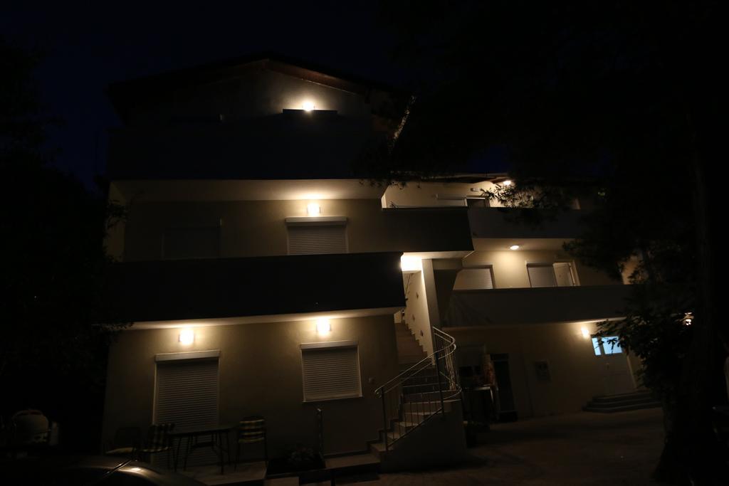 Novalja Inn 2 Εξωτερικό φωτογραφία