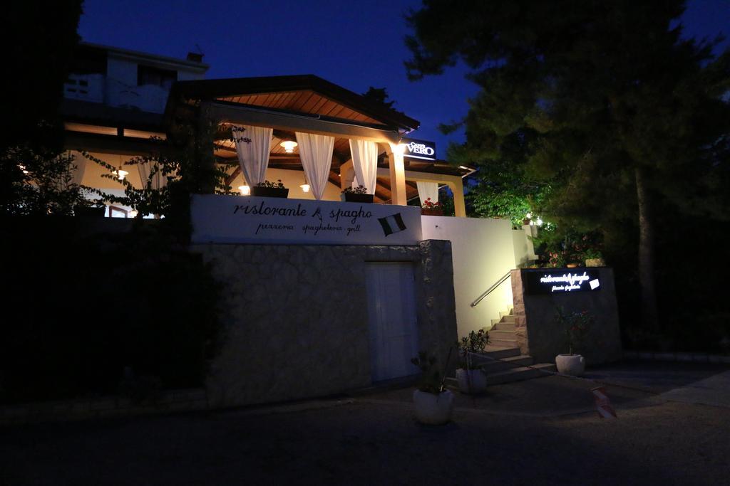 Novalja Inn 2 Εξωτερικό φωτογραφία