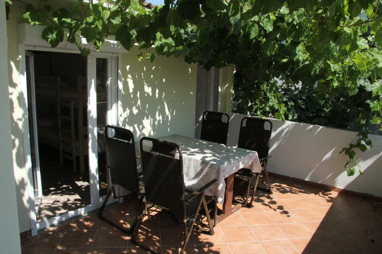 Novalja Inn 2 Εξωτερικό φωτογραφία